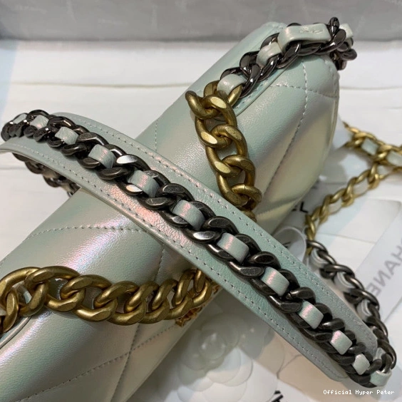 HyperPeter ON WALLET CHAIN CHANEL19 0805